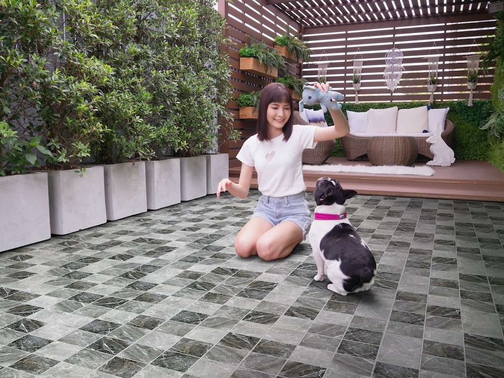 room-scene-cotto-tiles-pyromite-grey-hyg-r10-40x40-pm