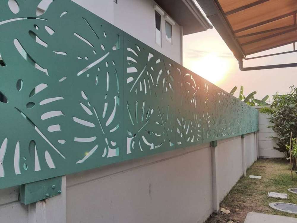SCG-FRETWORK-Fence-Private-House-Monstera-Green-03