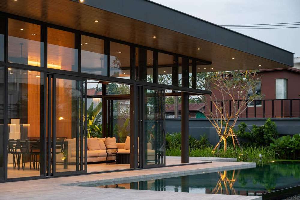 SCG WOOD_D_Riverside Guesthouse 01_Brown Color