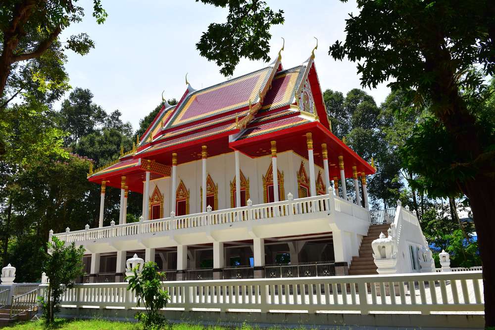 ban-ngong-temple-excella-classic-thai-green-yellow-red